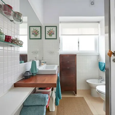 Apartment Casa Oliveira In Alvalade