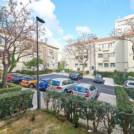 Haven - By The Metro With Ac Apartmán Lisboa